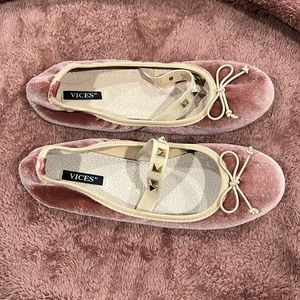 Pink suedes studded flats